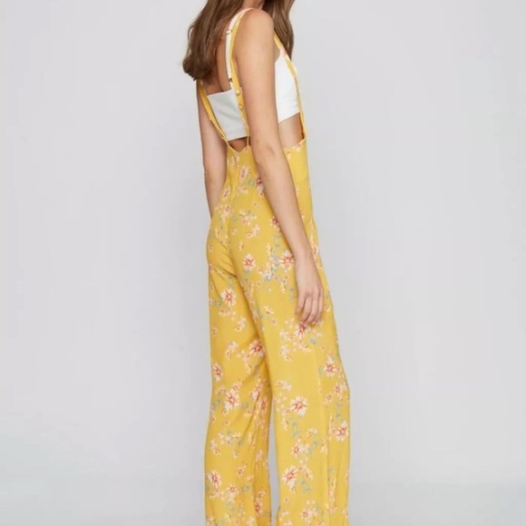 Free People - Picture 4 of 6